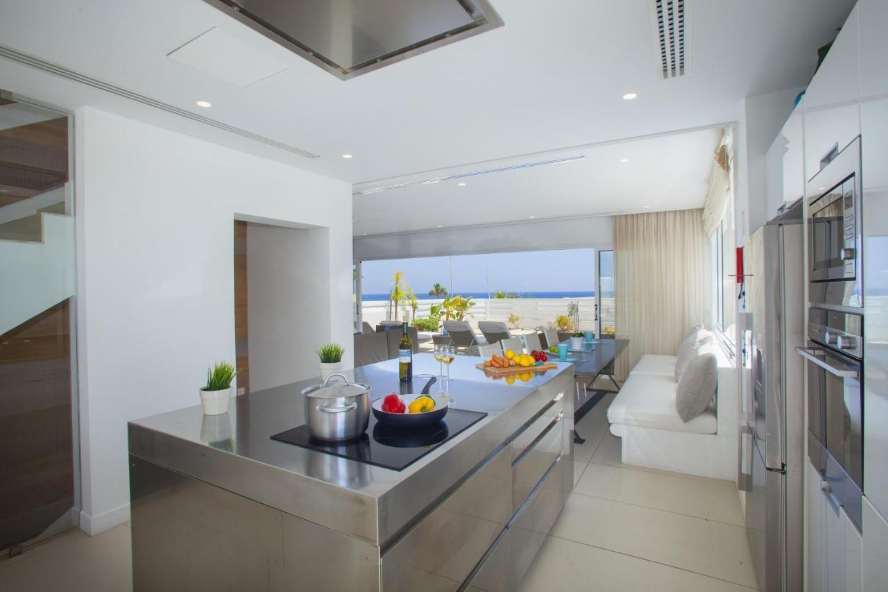 Central Protaras Seaview Villa Zinnia Dış mekan fotoğraf